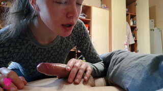 תשוקה מרושל מציצה מן היפה הקטנה עם גמירה בפה