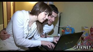 ���မွှေးအ-လိုက်ရှာဆယ်ကျော်သက်အလှအကြာခက် ၁၀-pounder