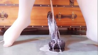 RAPAZA ASIÁTICA GOZA DE SER