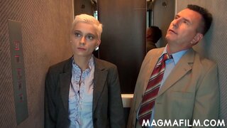 Asal fucked ag an obair